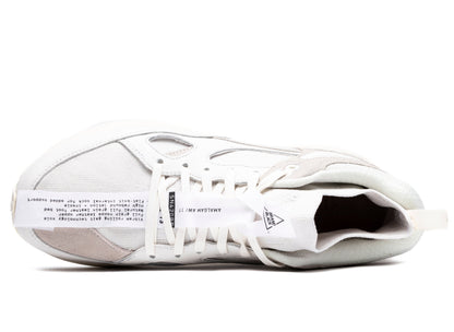 studio-shot-v9-38094