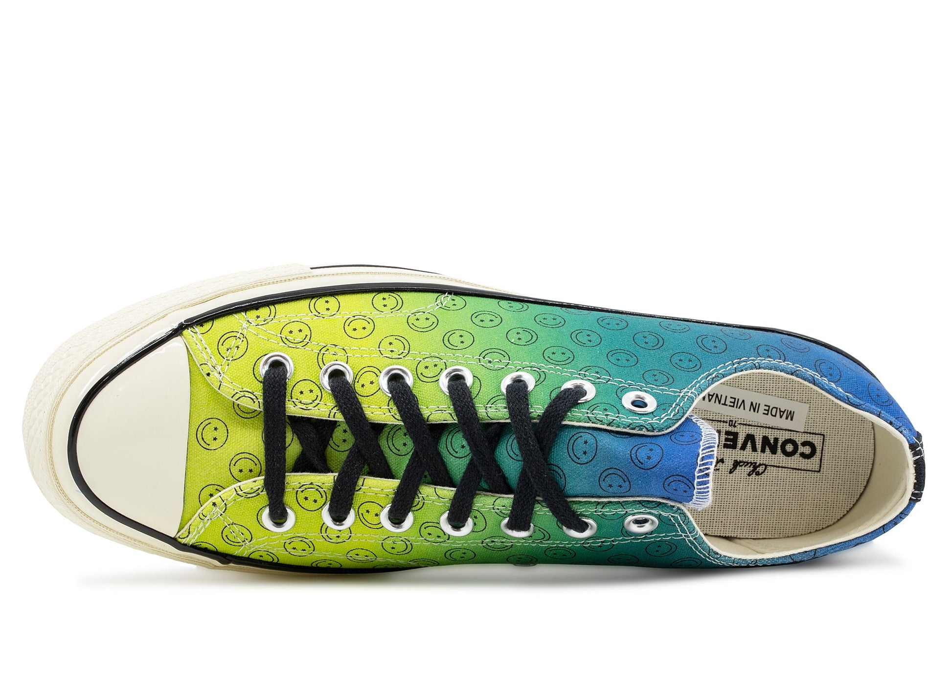 studio-shot-v9-94259