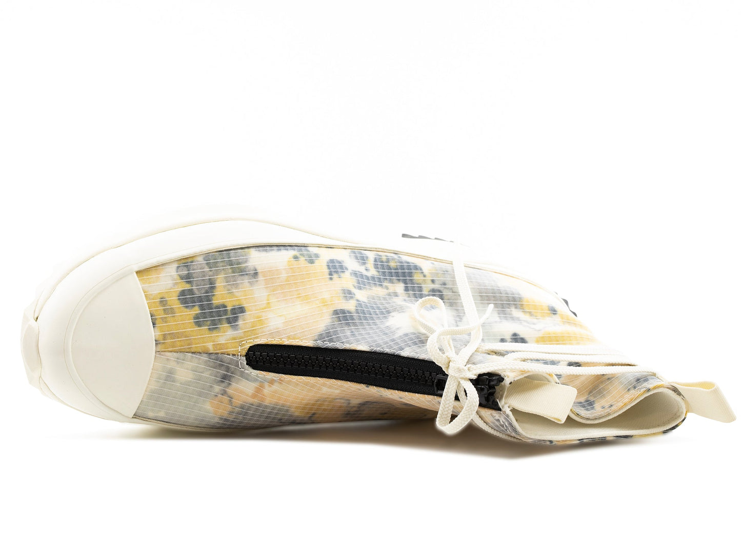 studio-shot-v9-48420