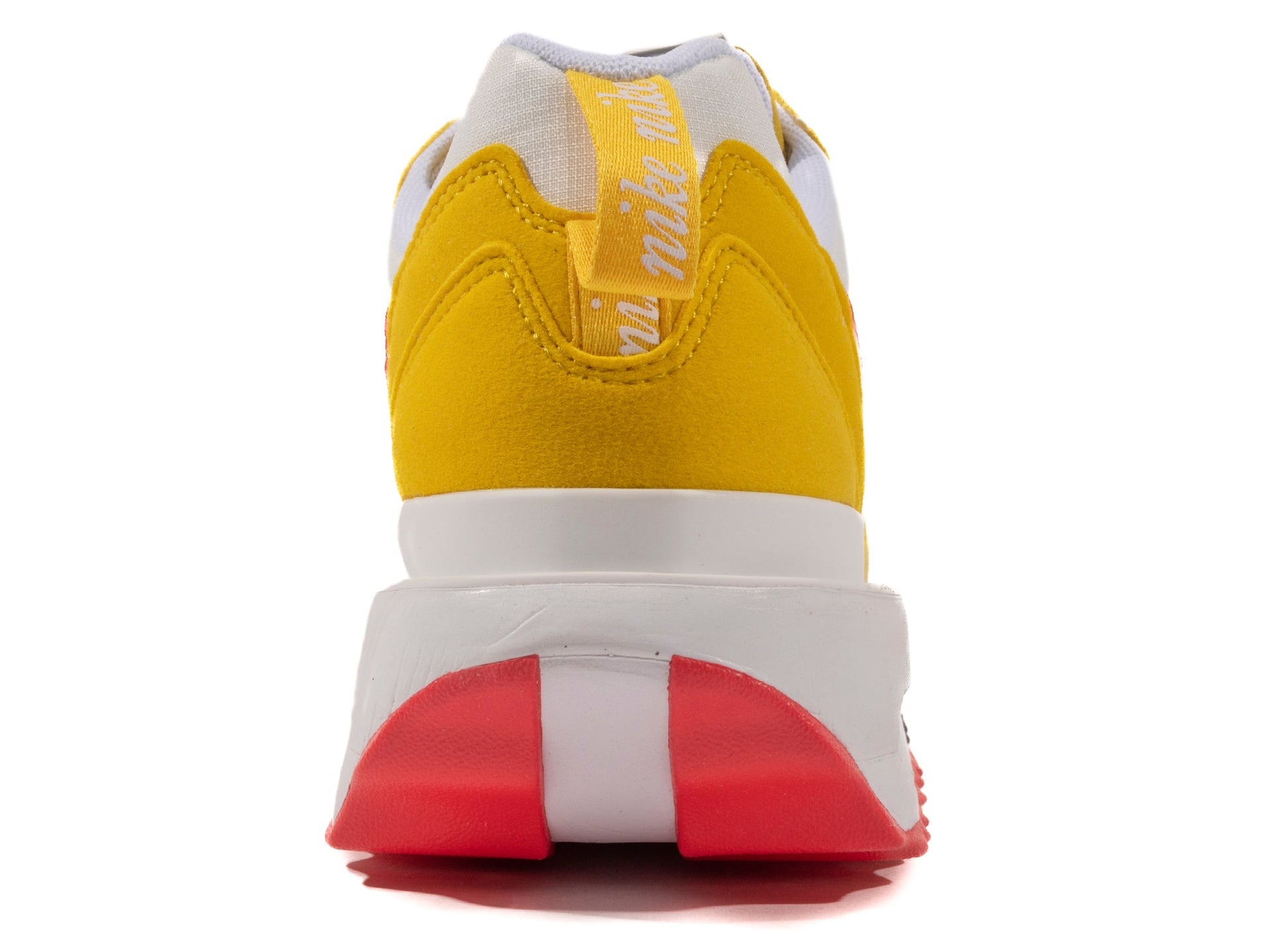 studio-shot-v9-75013