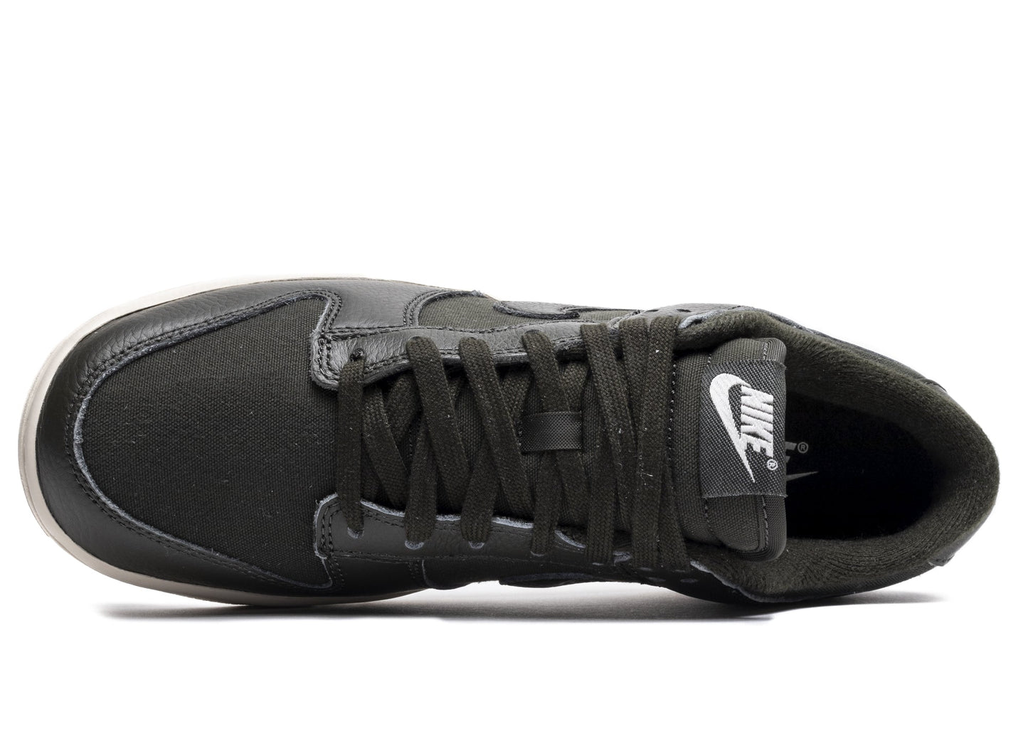 studio-shot-v9-92373