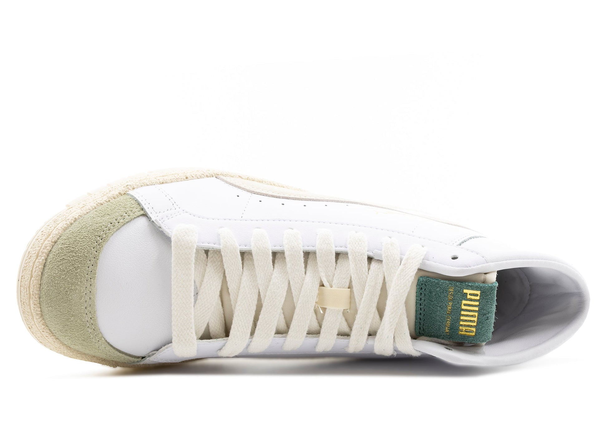 studio-shot-v9-86918