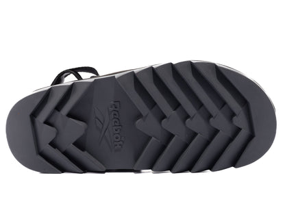 studio-shot-v9-64900