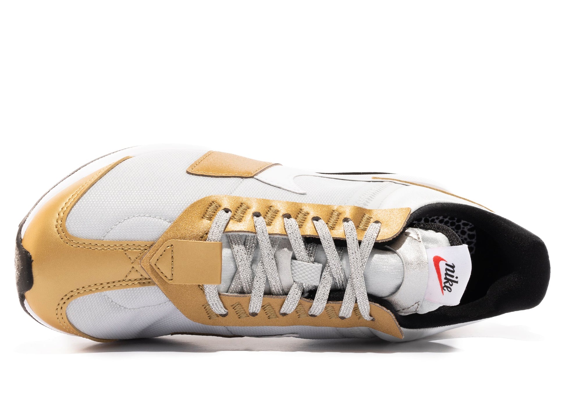 studio-shot-v9-32761