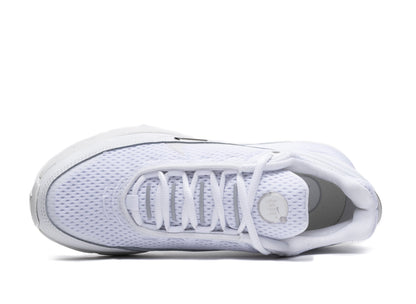 studio-shot-v9-23504