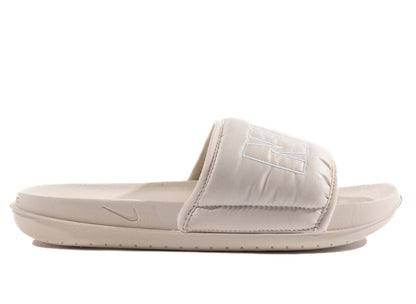 studio-shot-v9-69690