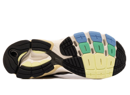 studio-shot-v9-94613