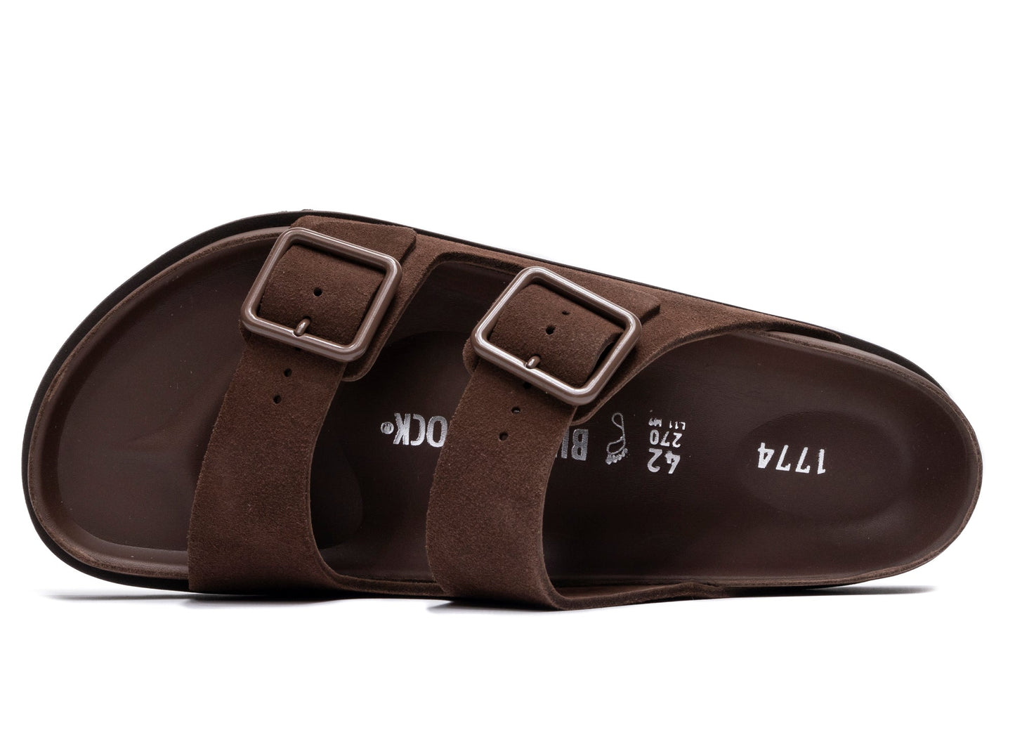 studio-shot-v9-37140