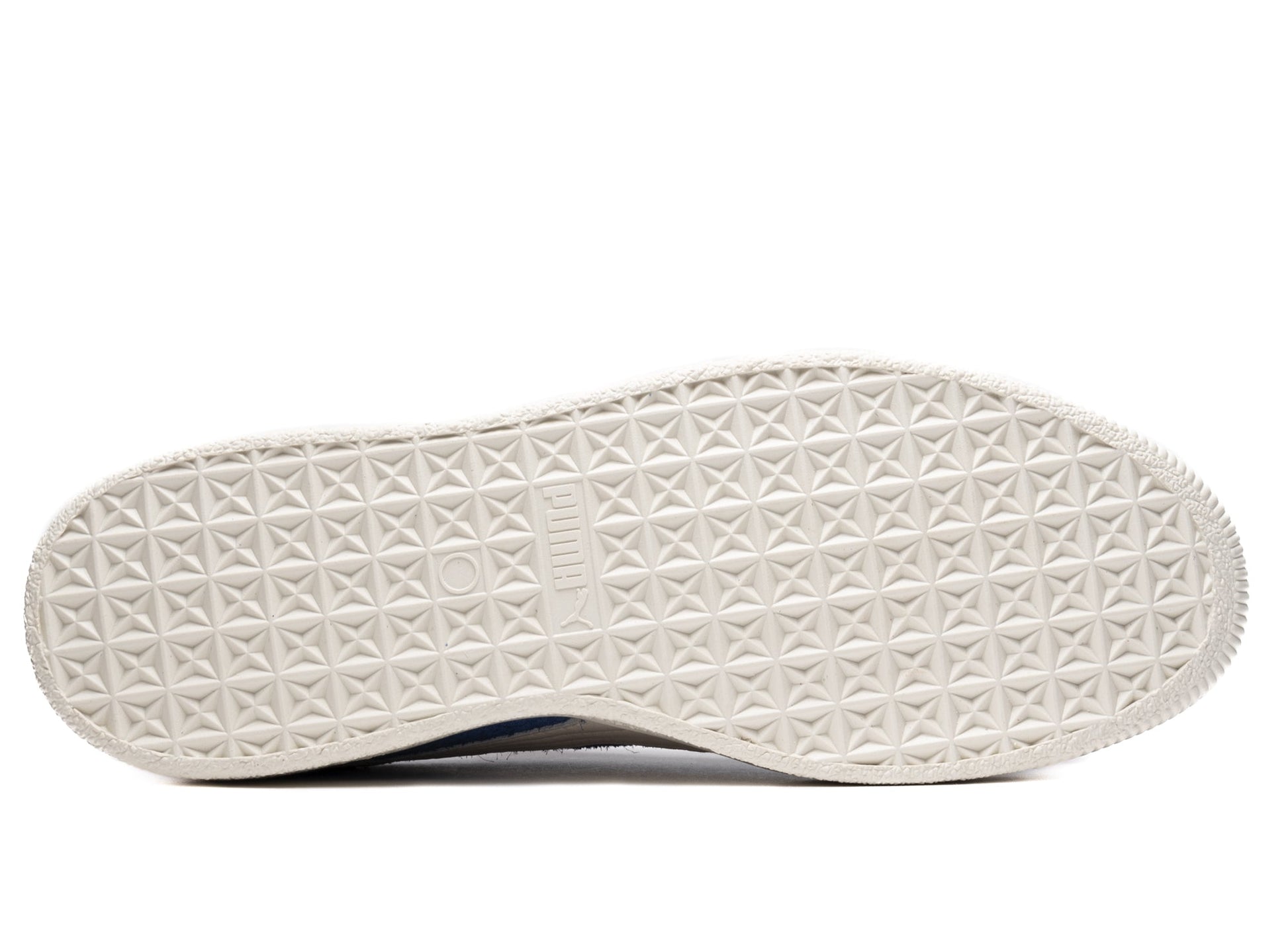 studio-shot-v9-66109