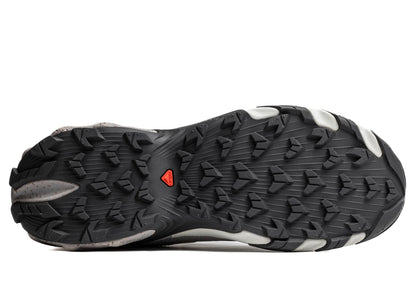 studio-shot-v9-22347