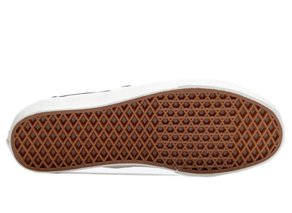 studio-shot-v9-63890