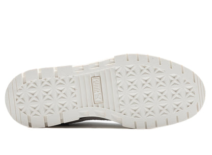 studio-shot-v9-42386