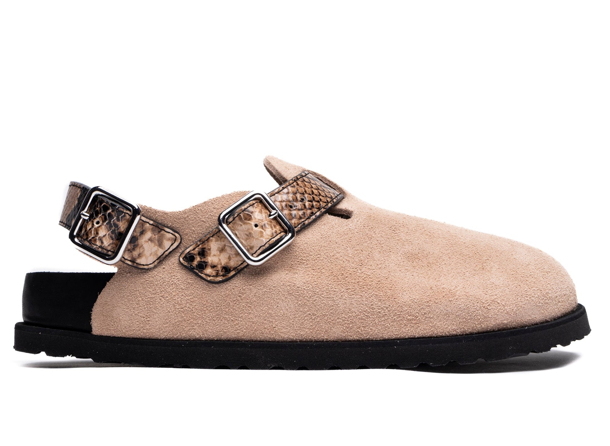 studio-shot-v9-59739