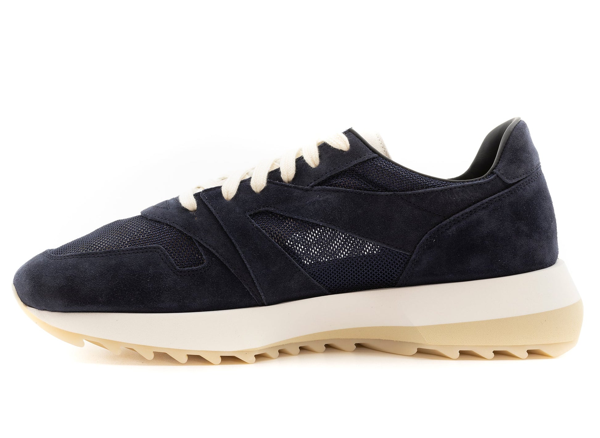 studio-shot-v9-79323