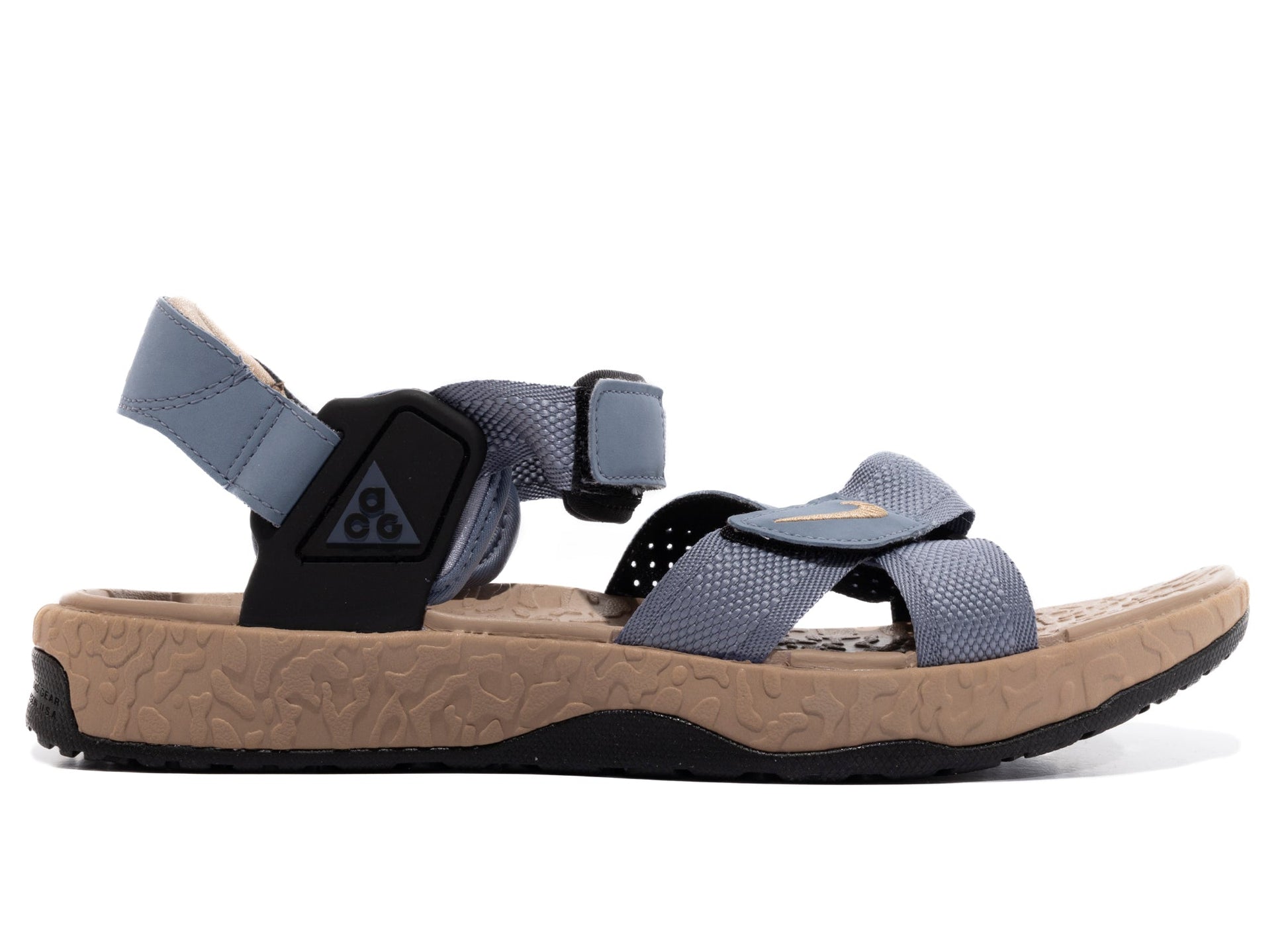 studio-shot-v9-25527