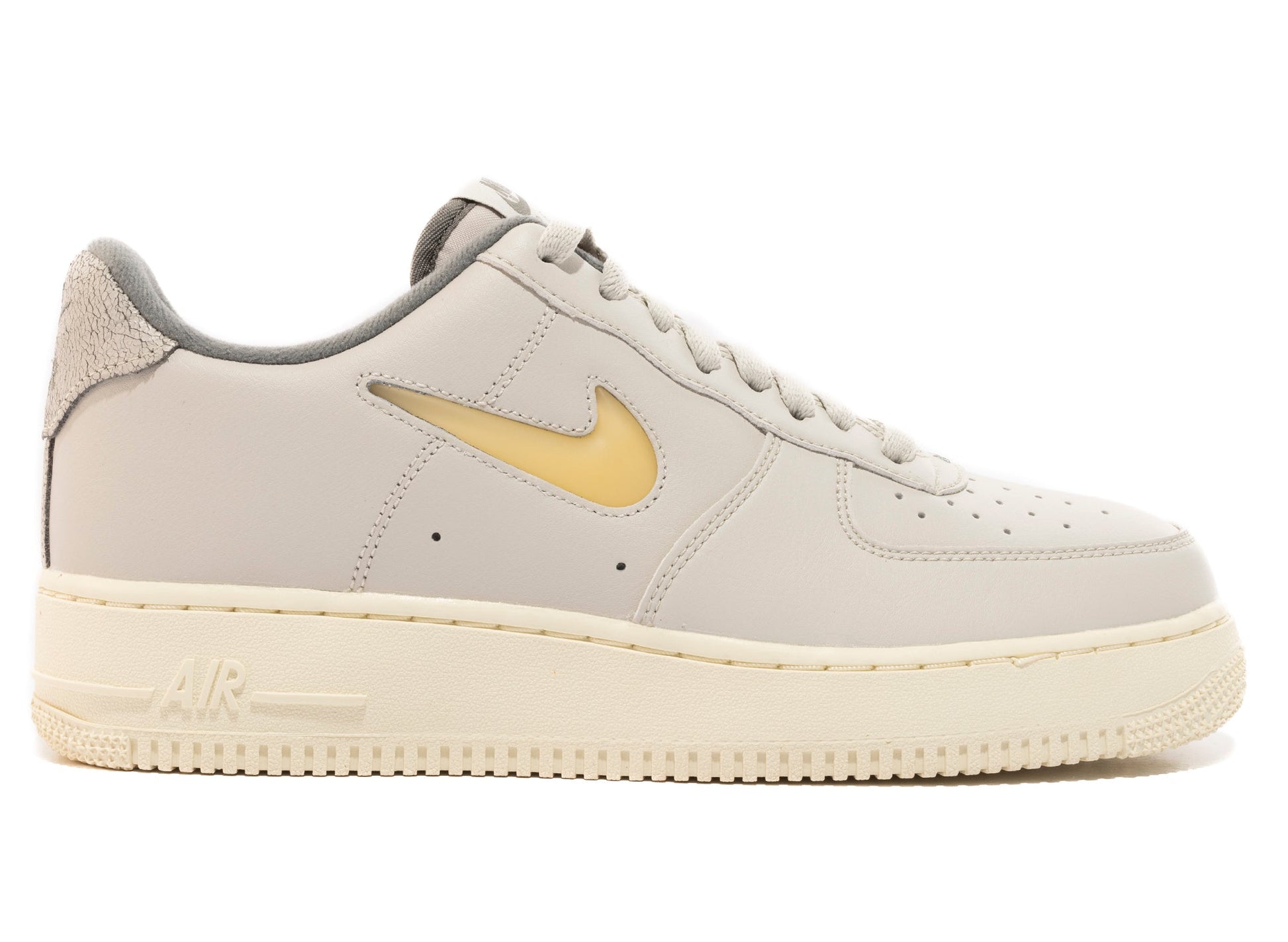 studio-shot-v9-65113