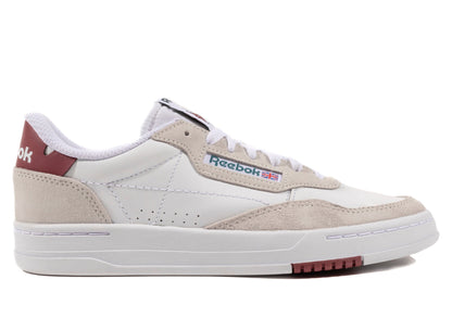 studio-shot-v9-53665