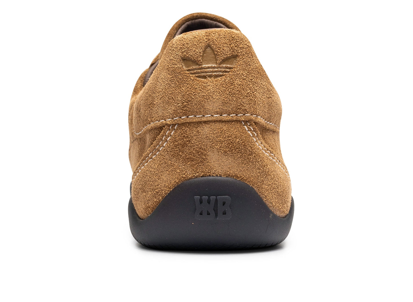 studio-shot-v9-36164