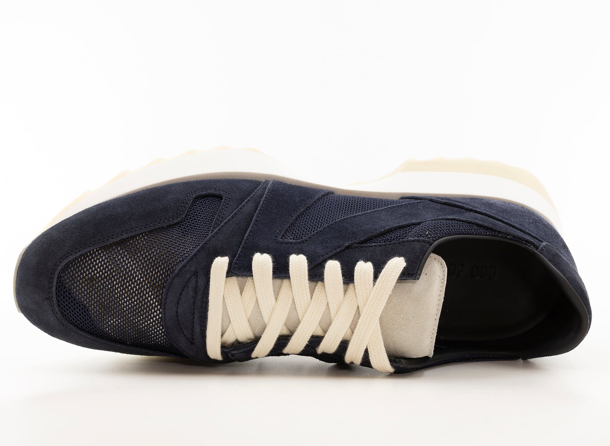 studio-shot-v9-34366