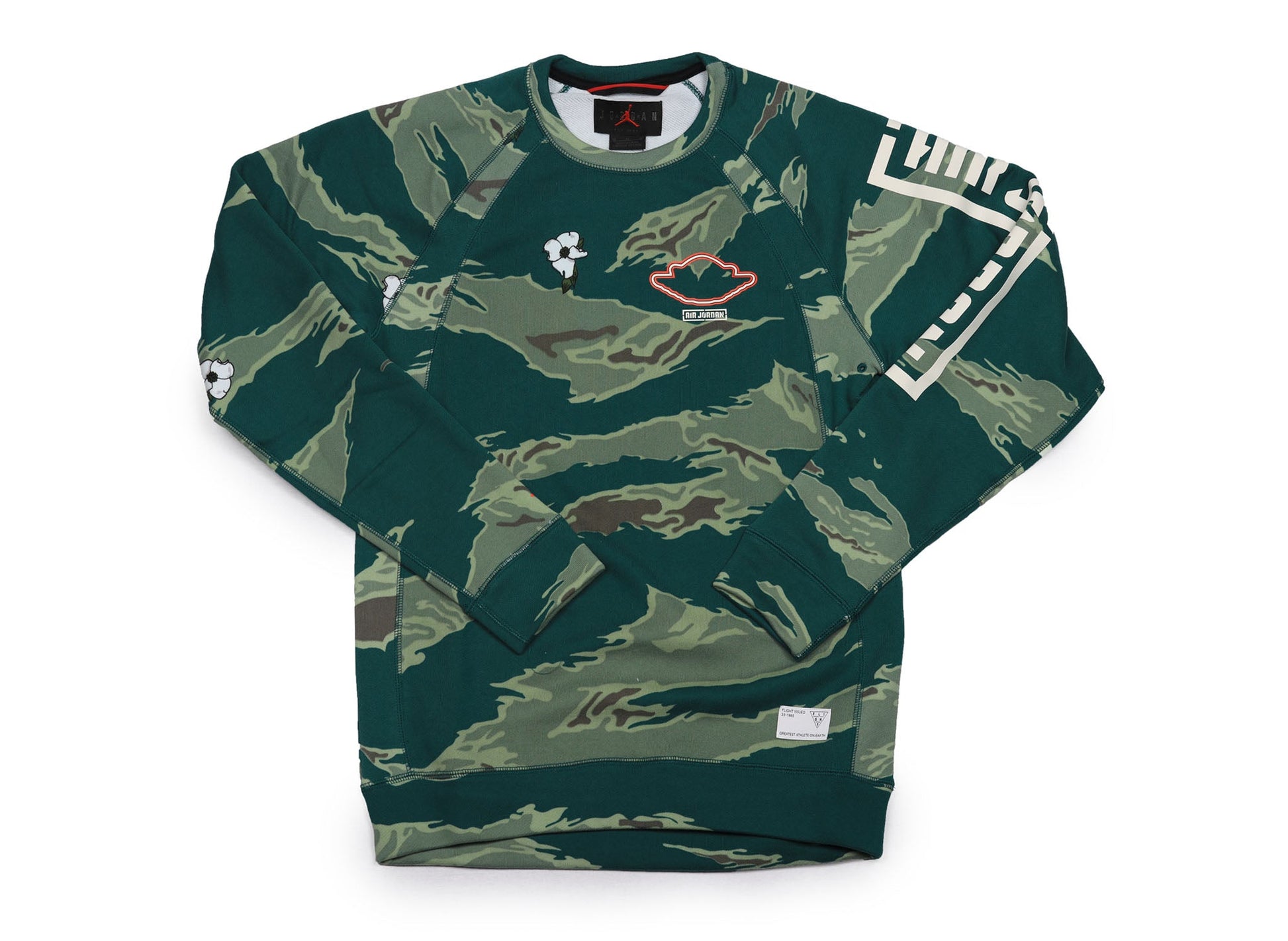 studio-shot-v9-80413