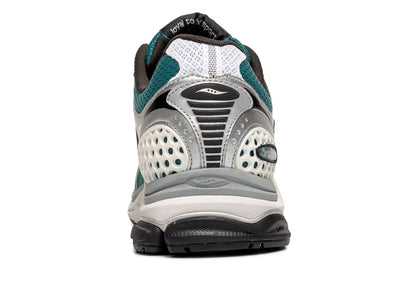 studio-shot-v9-66006