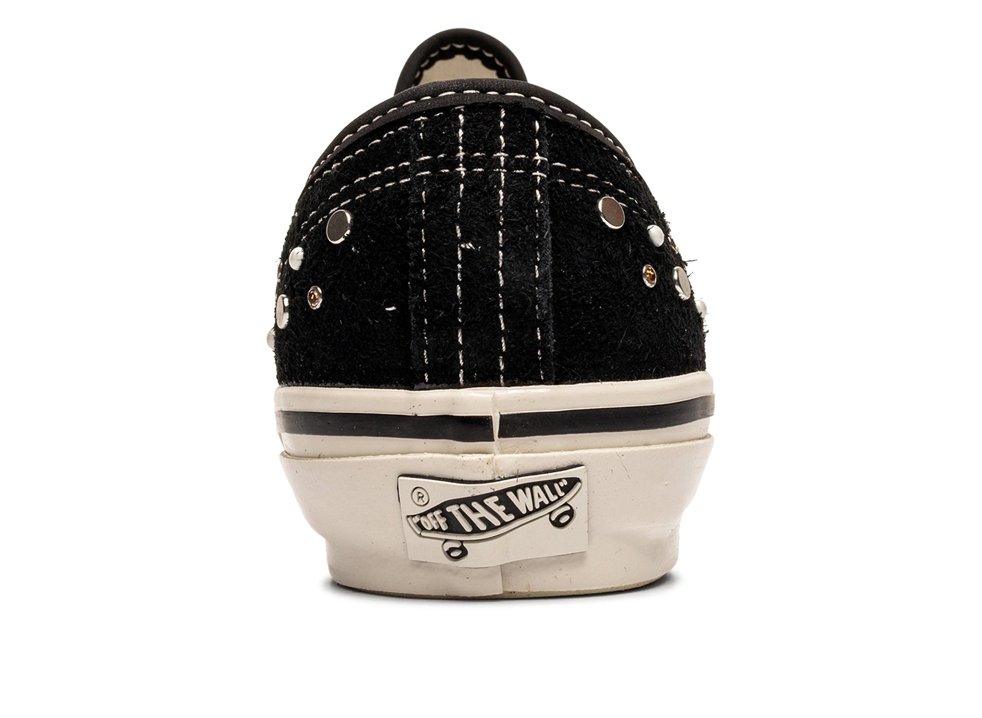 studio-shot-v9-52328