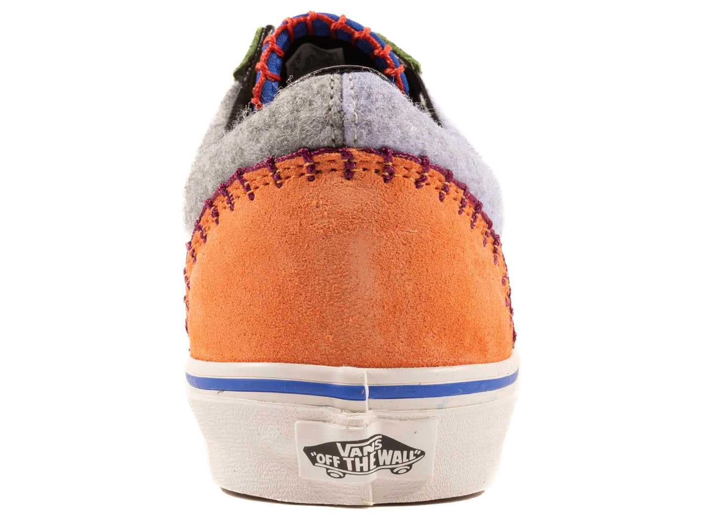 studio-shot-v9-31784