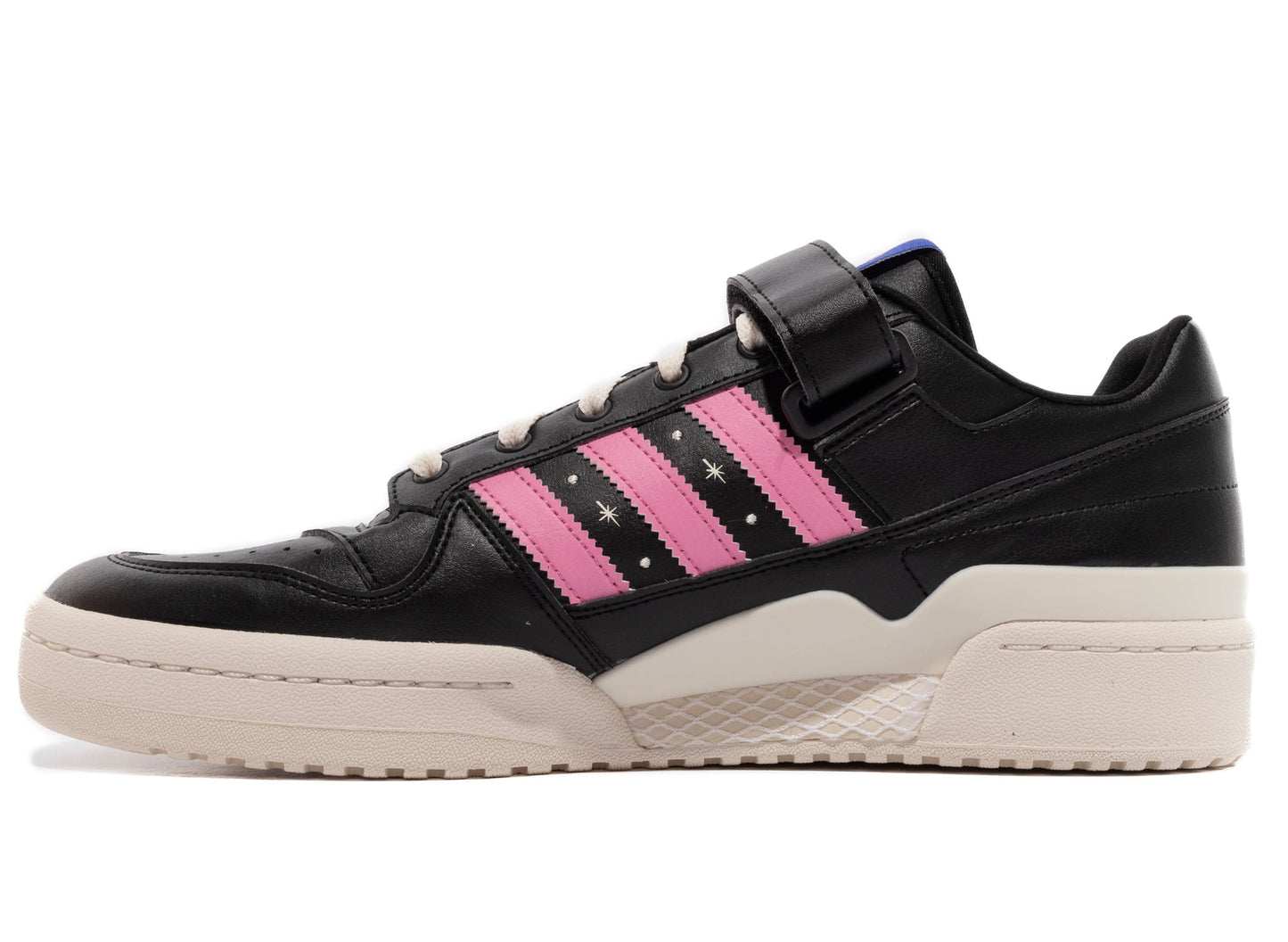 studio-shot-v9-66326