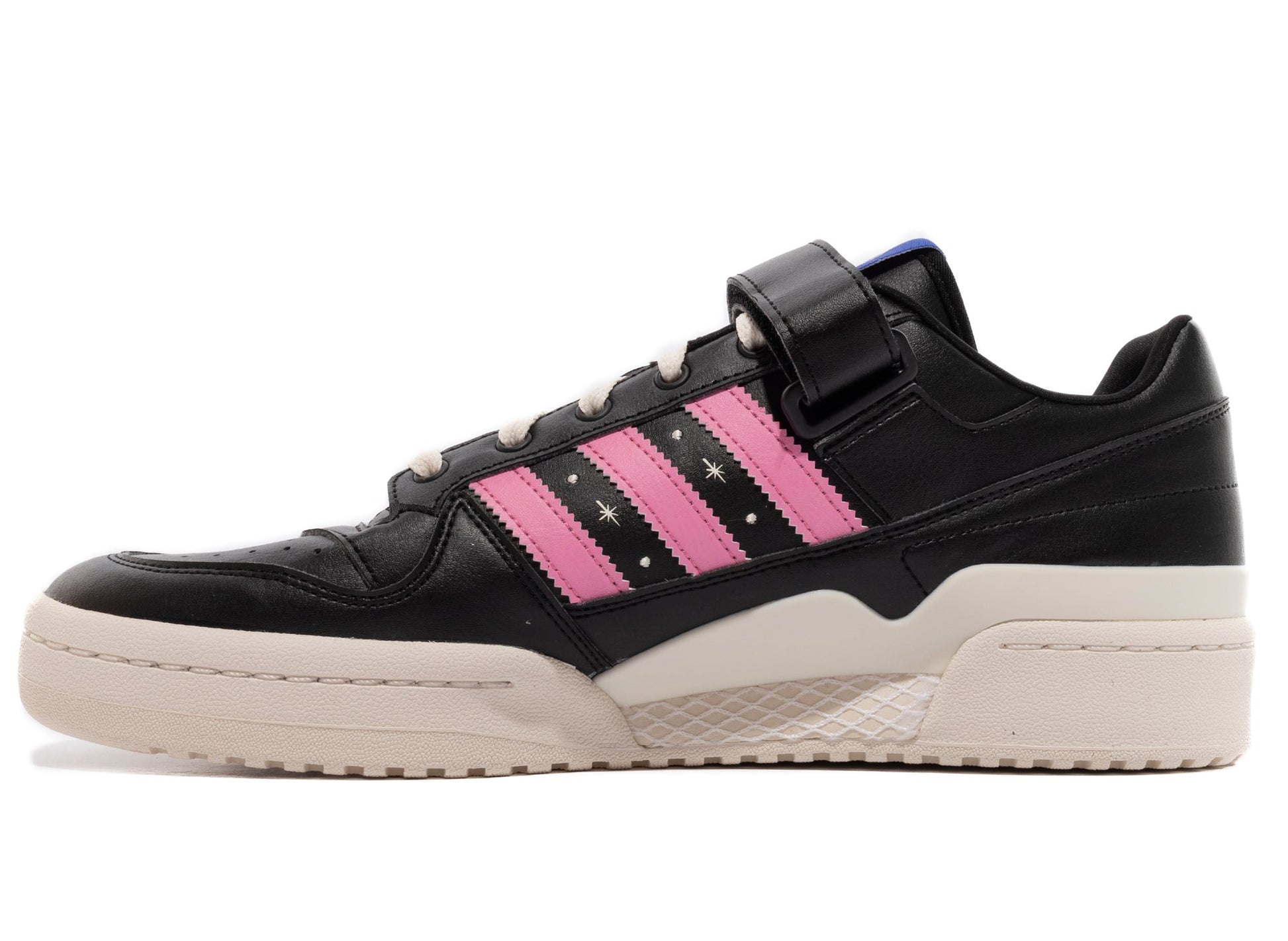 studio-shot-v9-66326