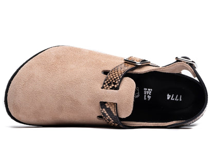 studio-shot-v9-35057