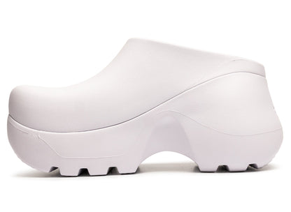 studio-shot-v9-19096