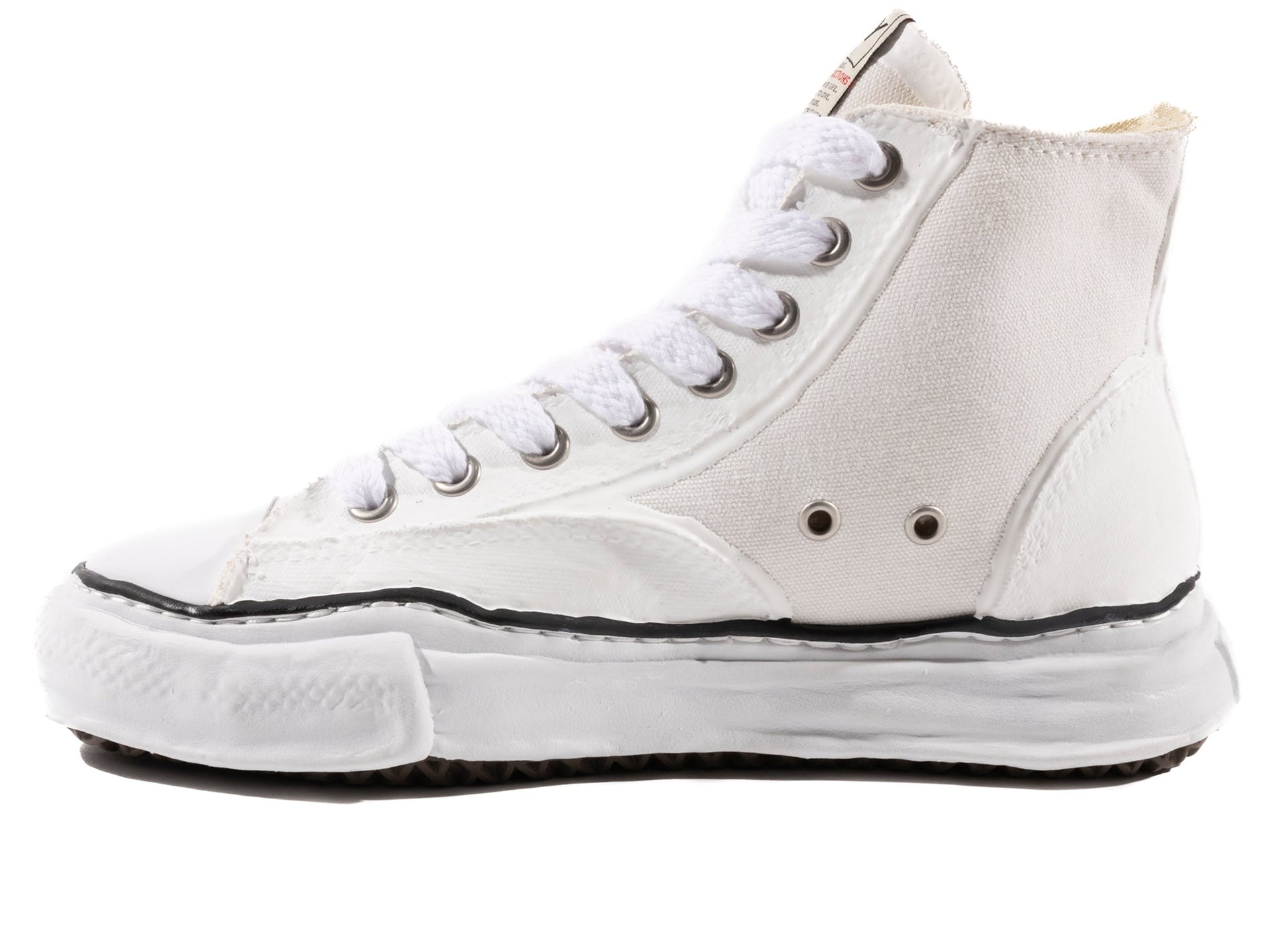 studio-shot-v9-13393