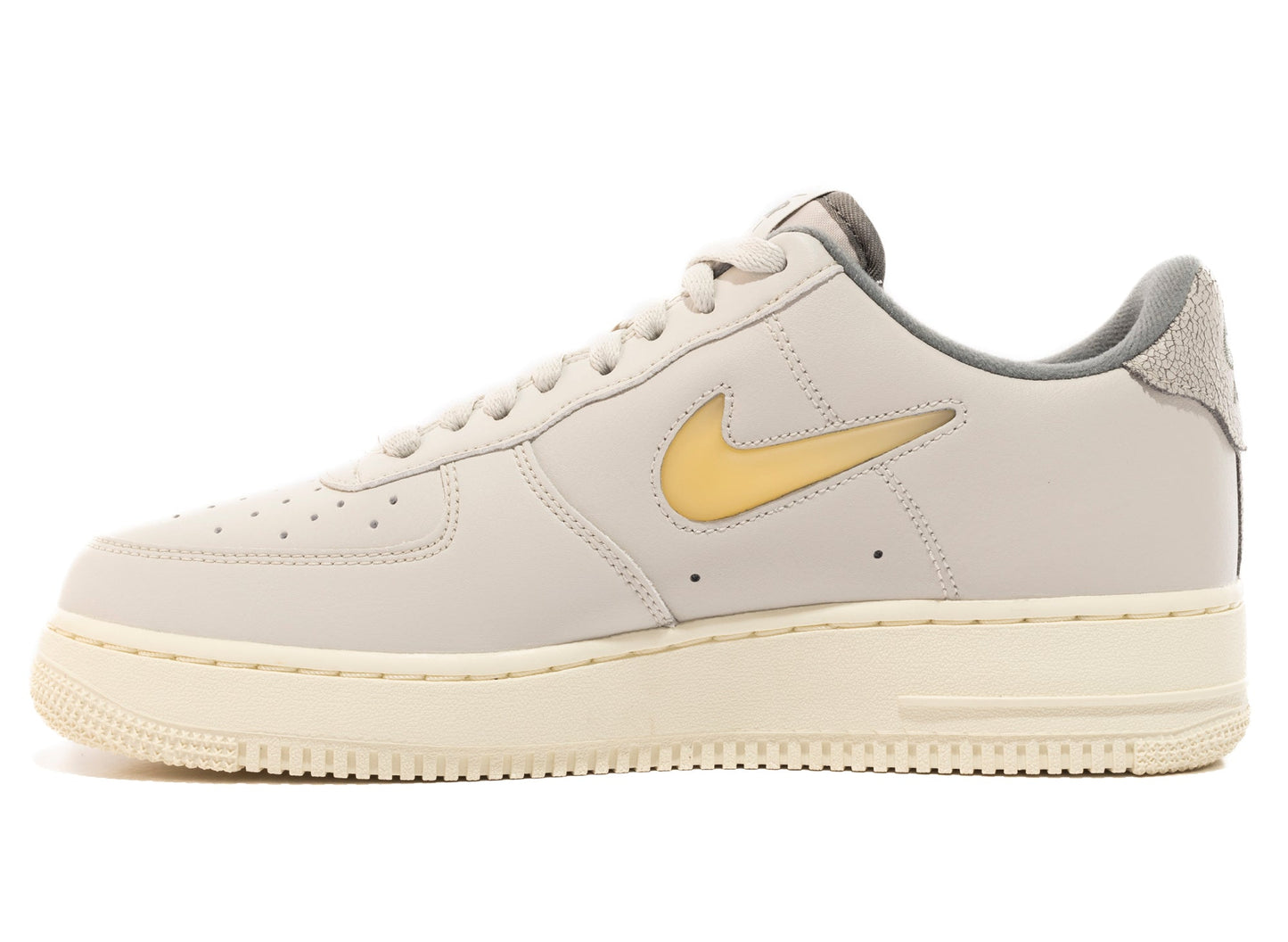 studio-shot-v9-77238