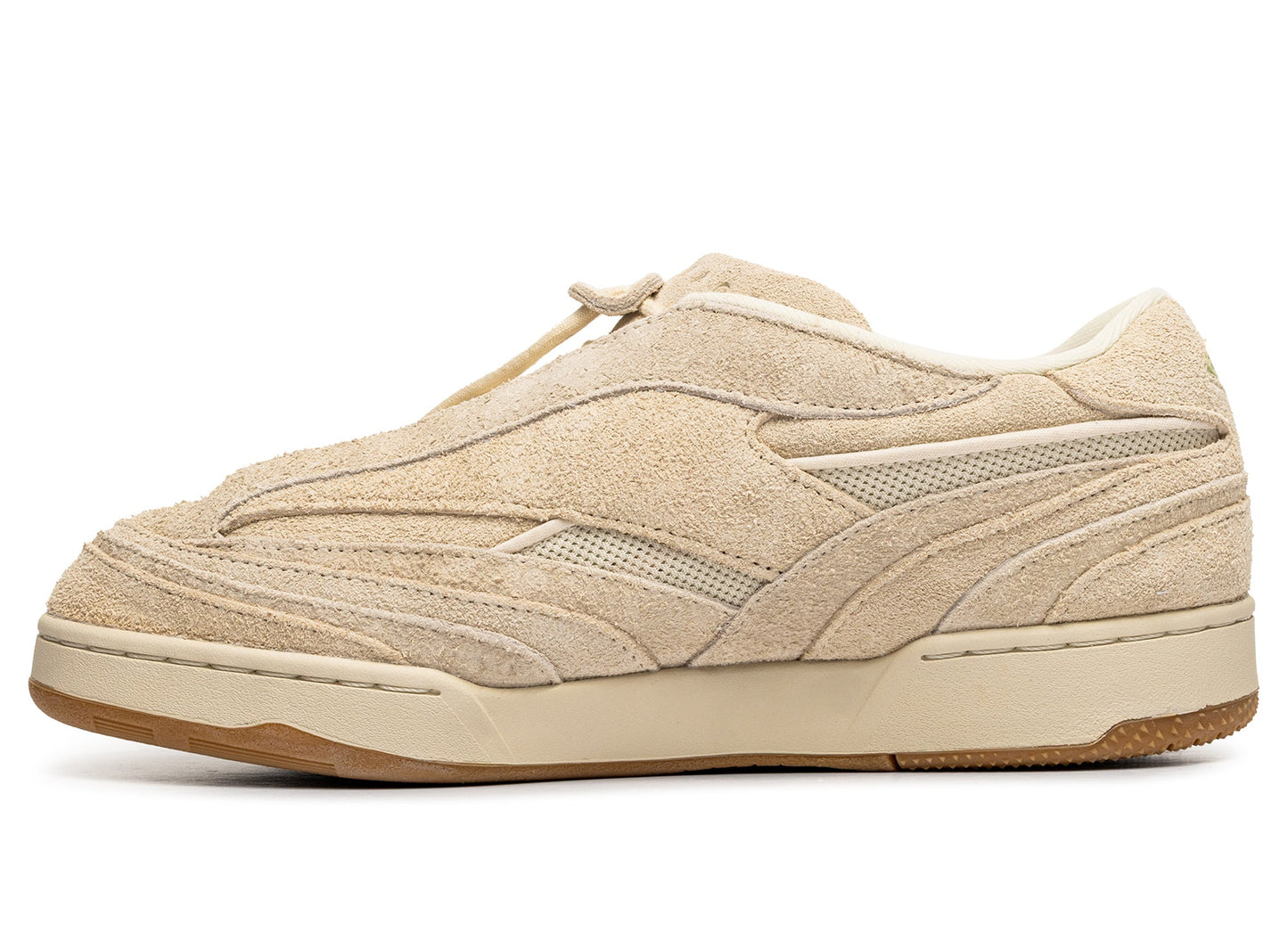 studio-shot-v9-75676