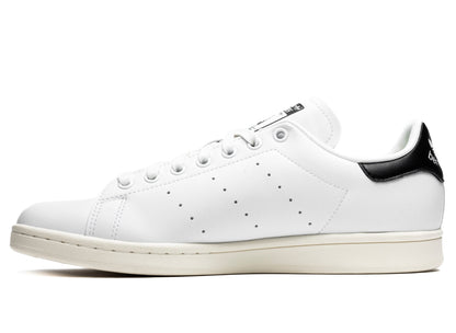 studio-shot-v9-44449