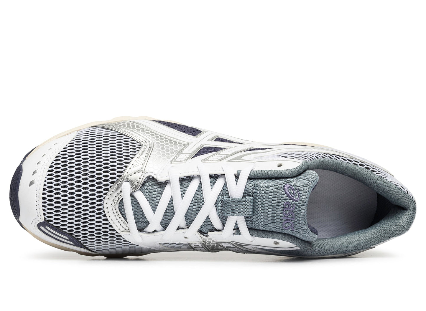 studio-shot-v9-13346