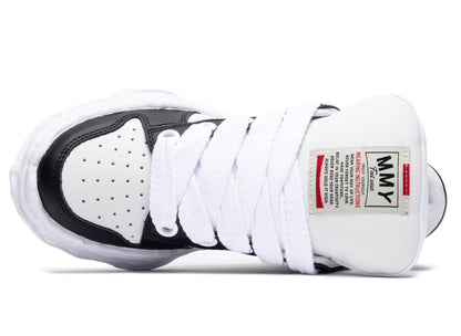 studio-shot-v9-68575