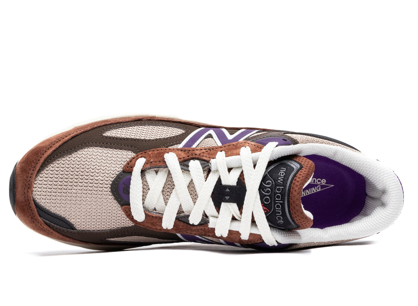 studio-shot-v9-54873