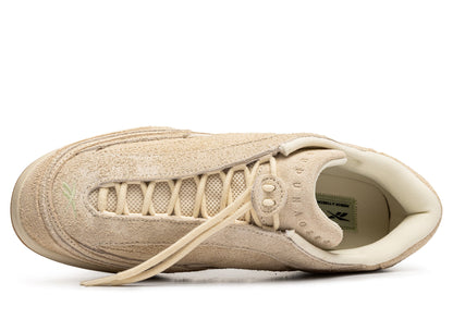 studio-shot-v9-64743