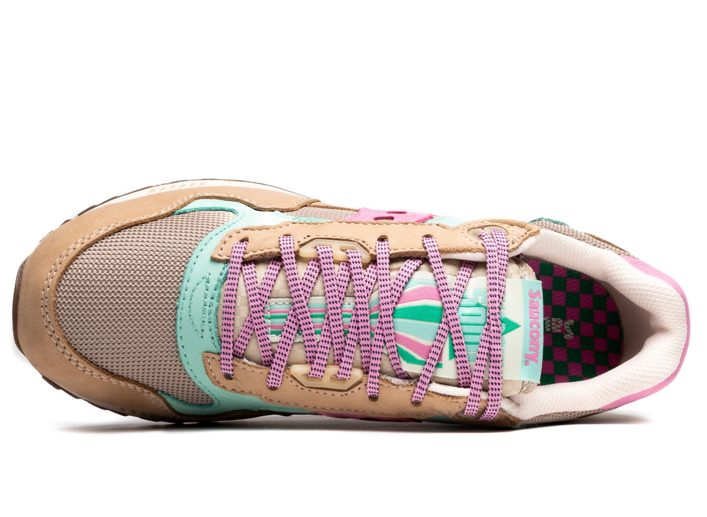 studio-shot-v9-91074