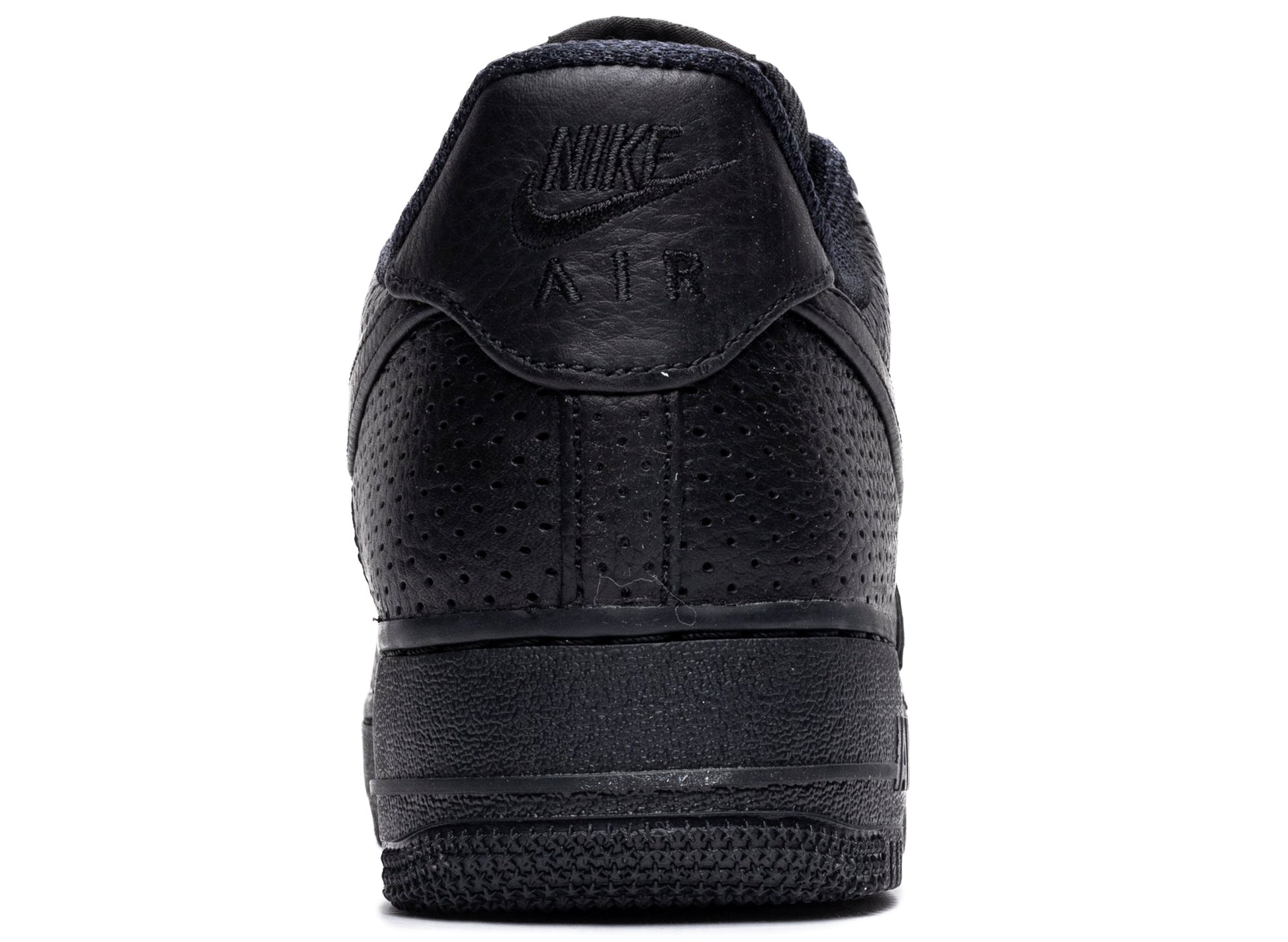 studio-shot-v9-14676