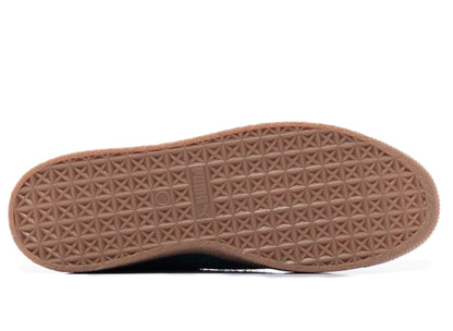 studio-shot-v9-79318