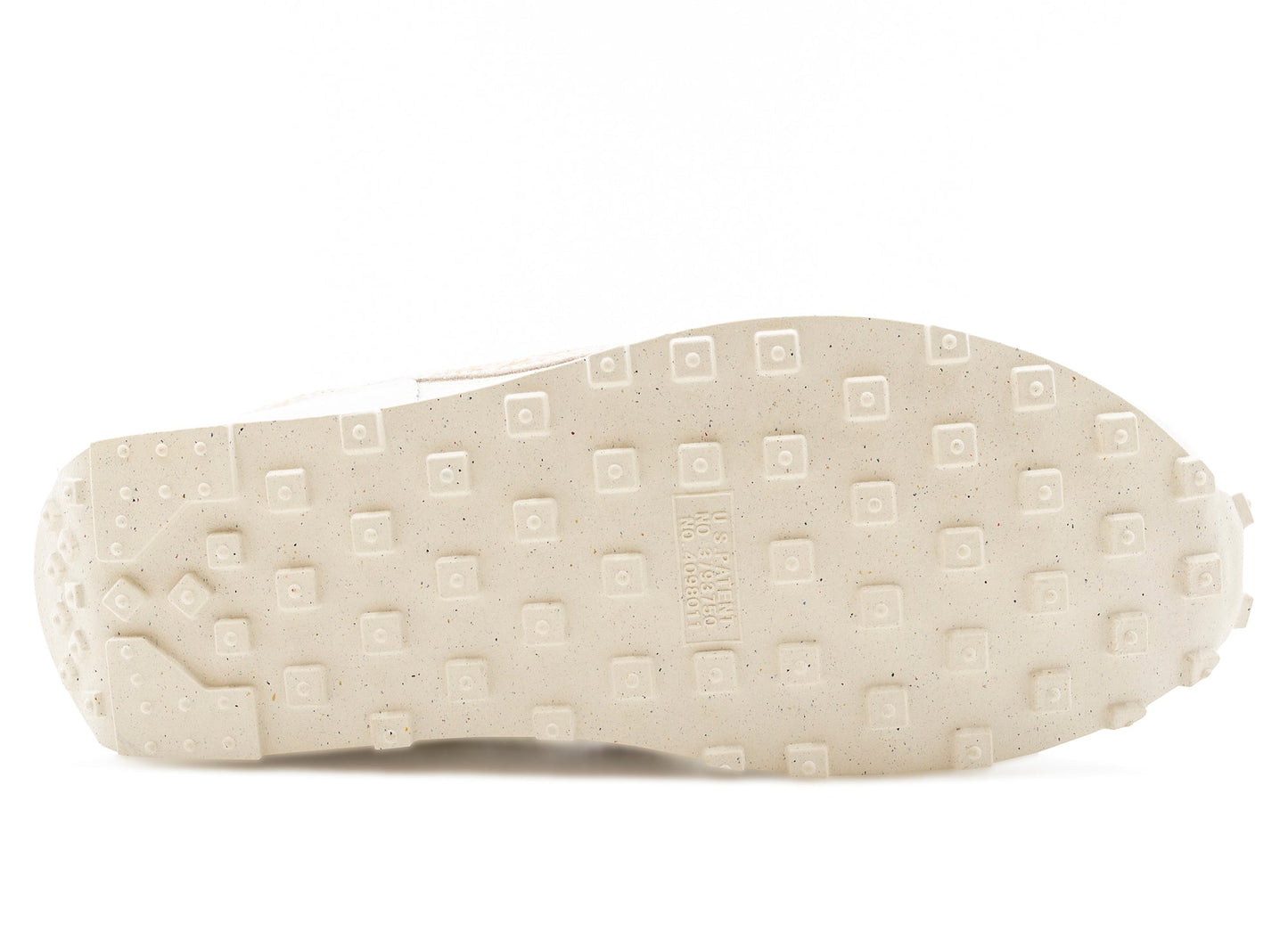 studio-shot-v9-40199