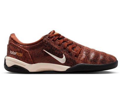 studio-shot-v9-78042