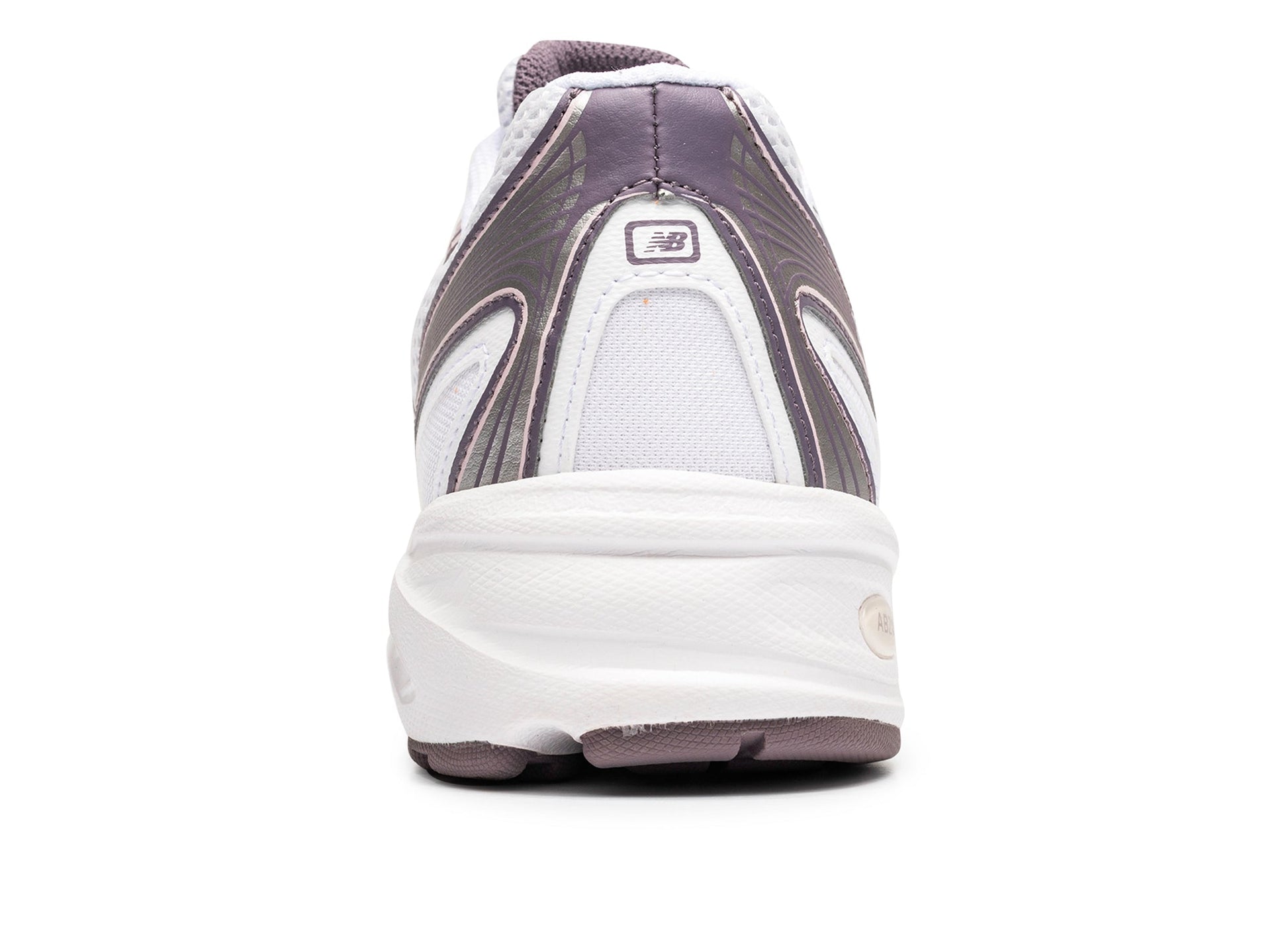 studio-shot-v9-59570