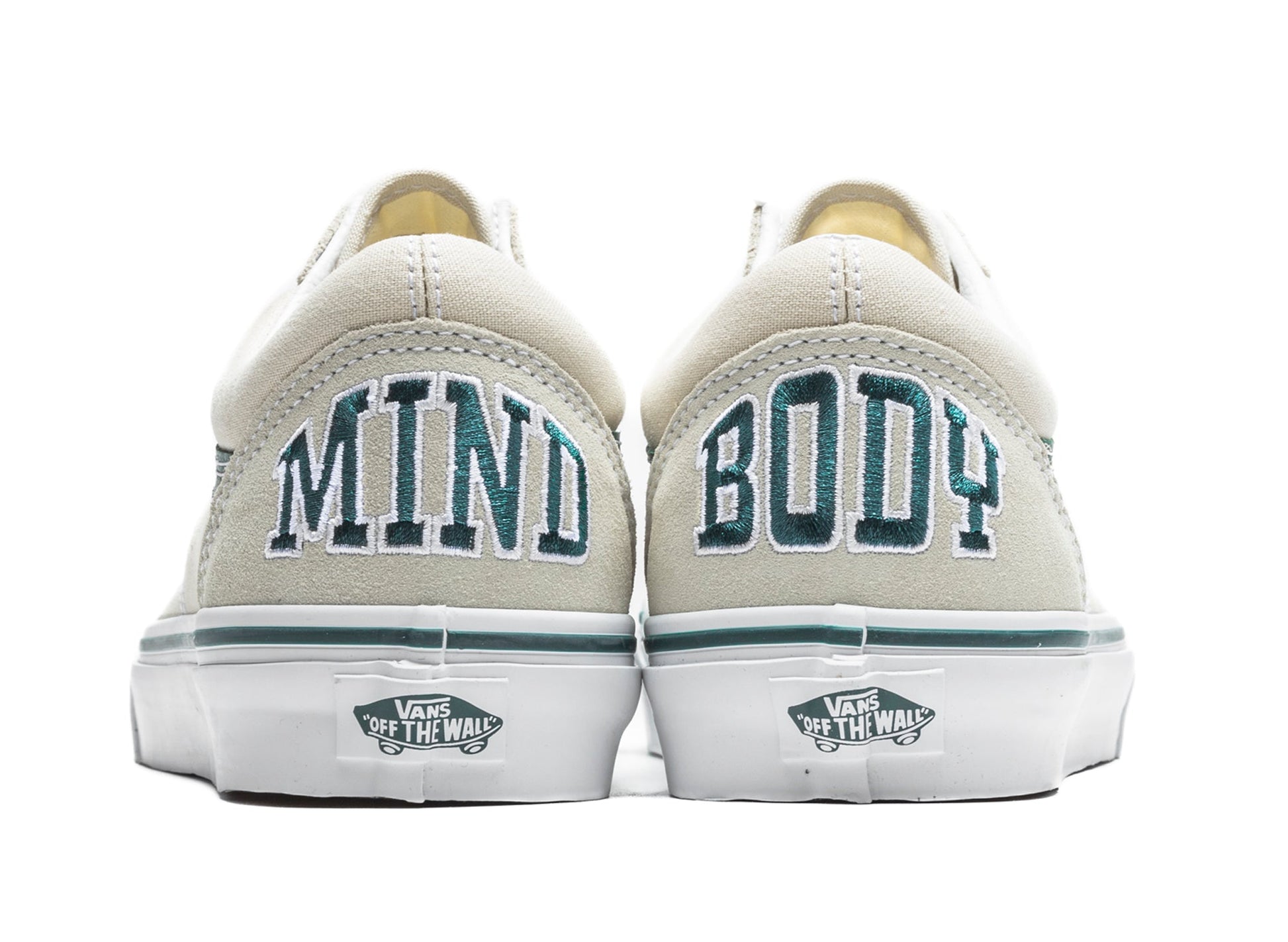 studio-shot-v9-26467