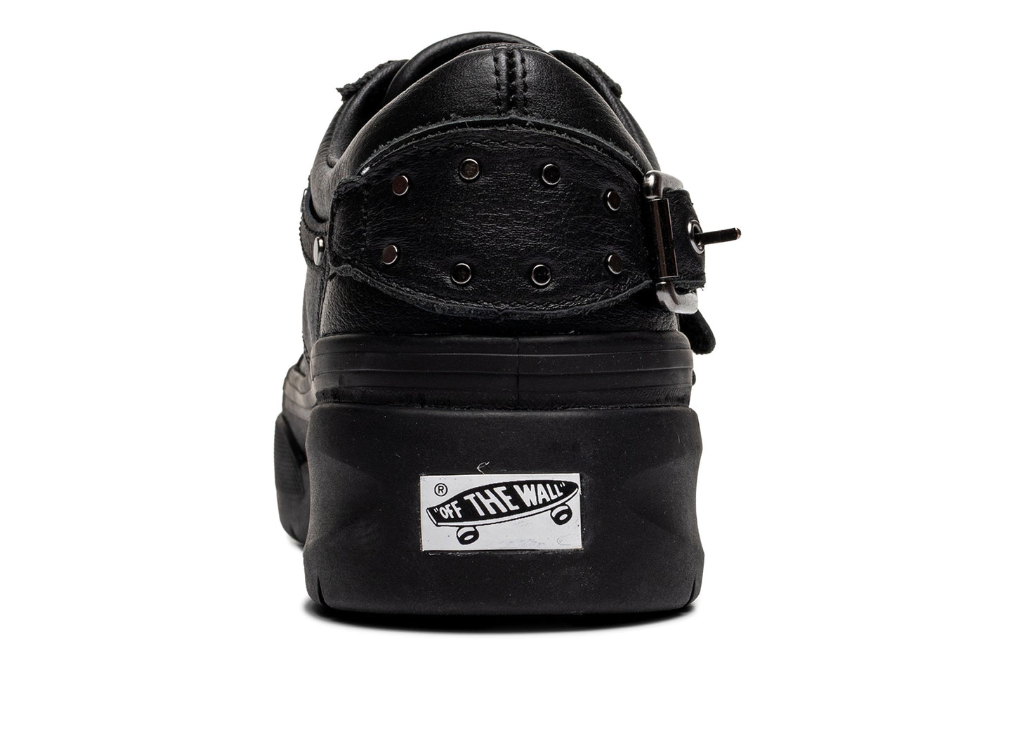 studio-shot-v9-74606