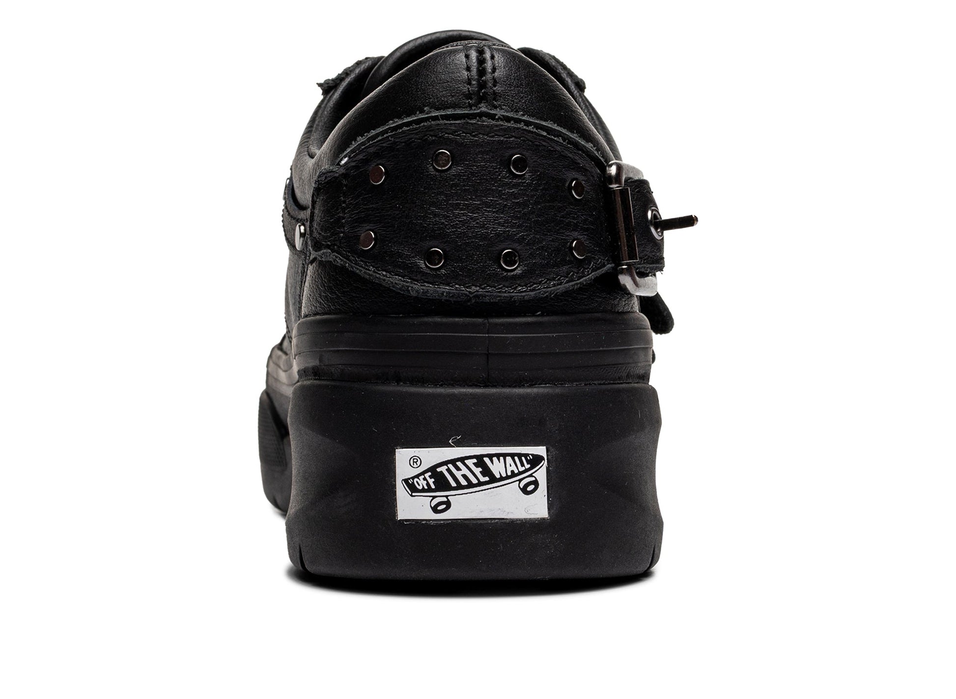 studio-shot-v9-74606