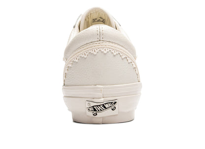 studio-shot-v9-25970