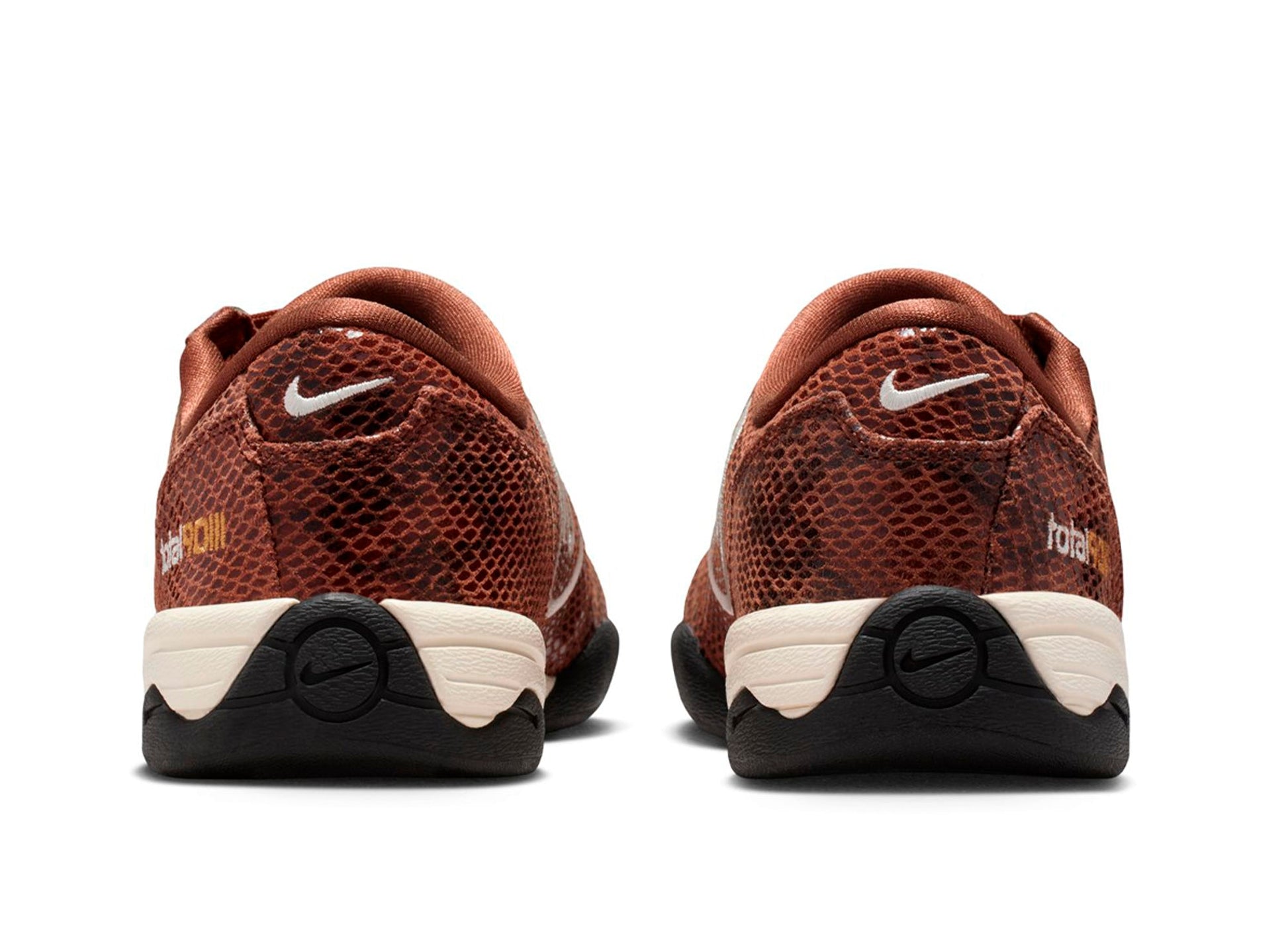 studio-shot-v9-96471